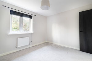 Bedroom- click for photo gallery